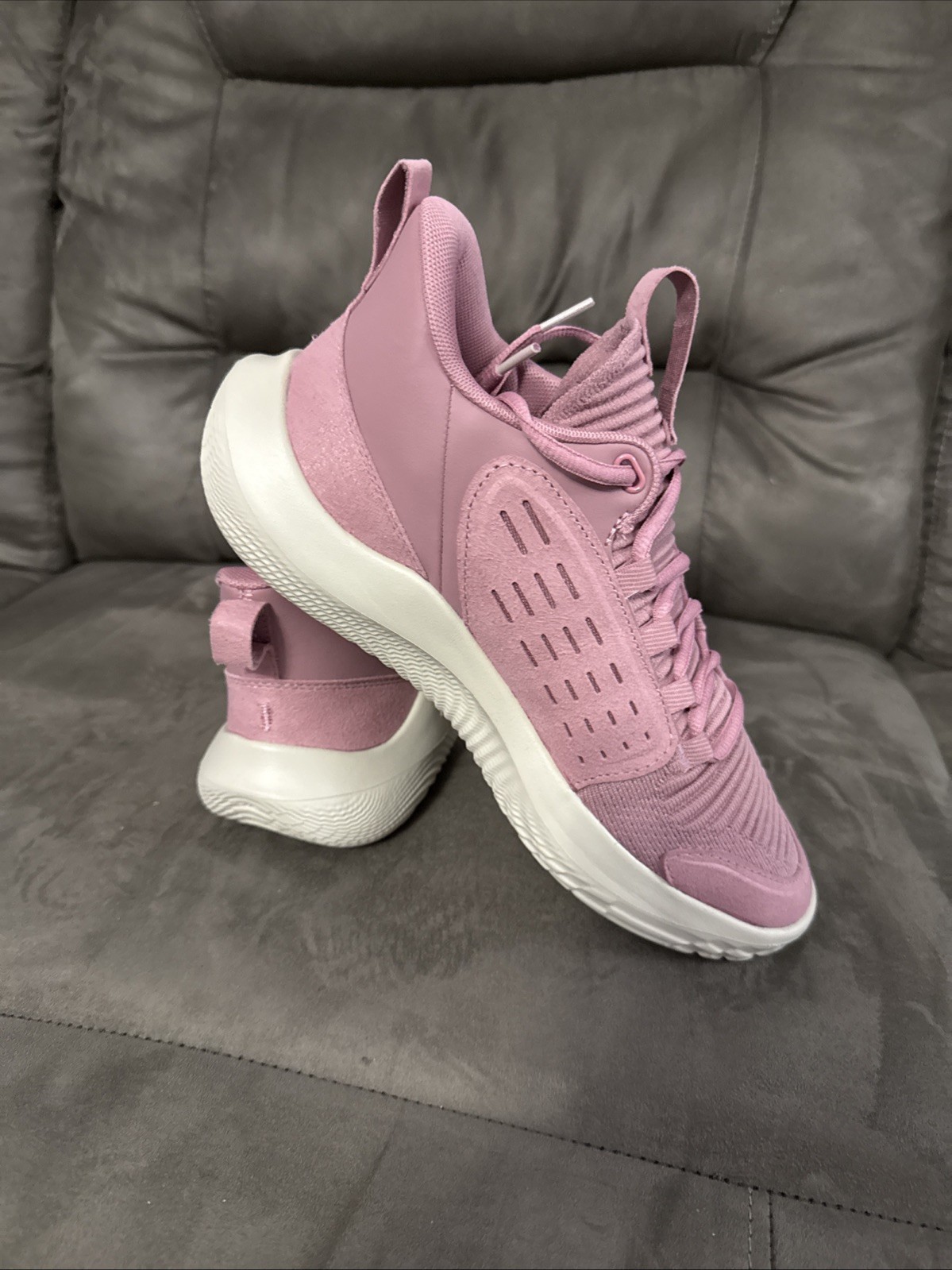 NWT Under Armour Flow Breakthru 5 Sneakers Pink/Rose 3028342-600 Women’s 10