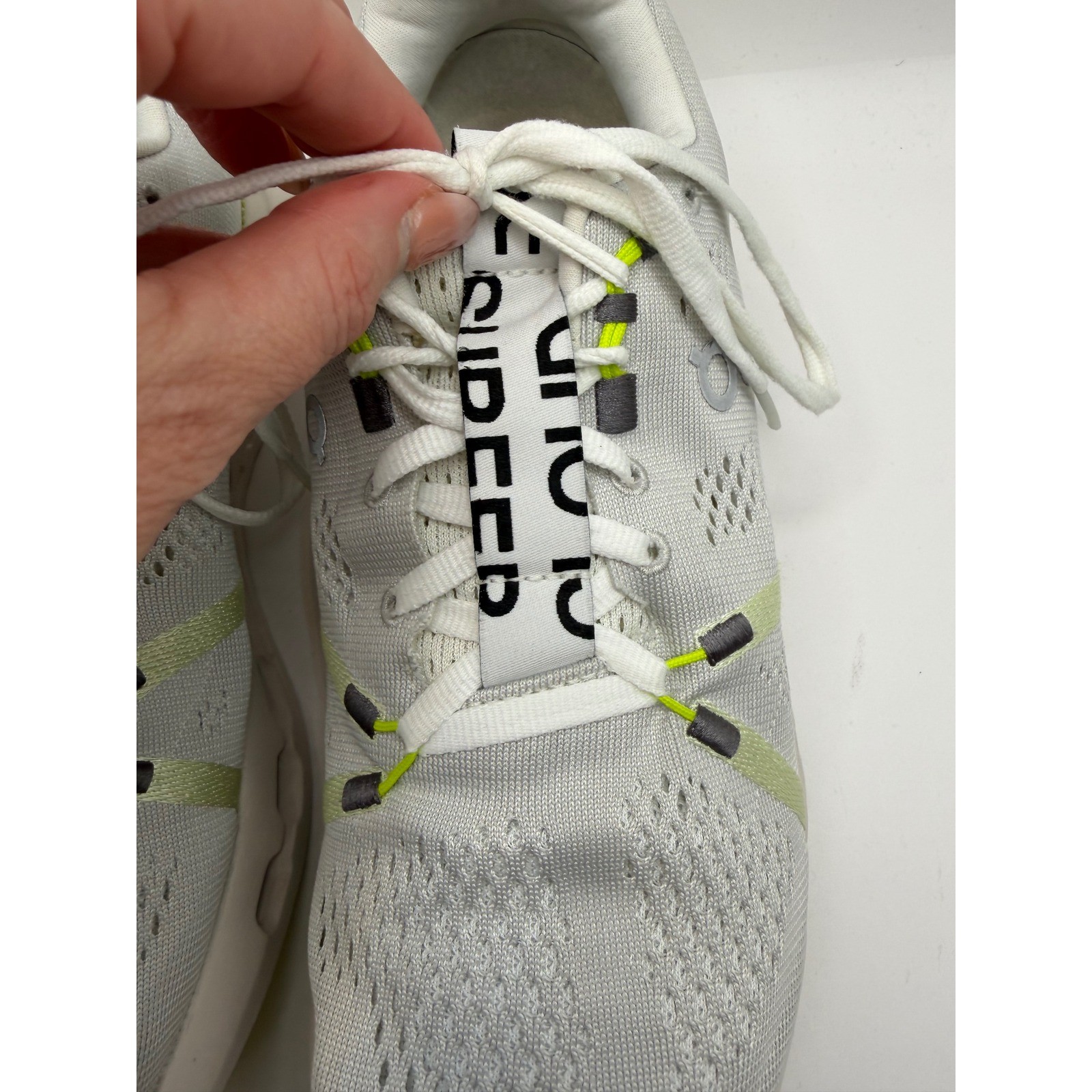 On Cloudsurfer Running Shoes Womens 7.5 Grey Lime Excellent 3WD10440248