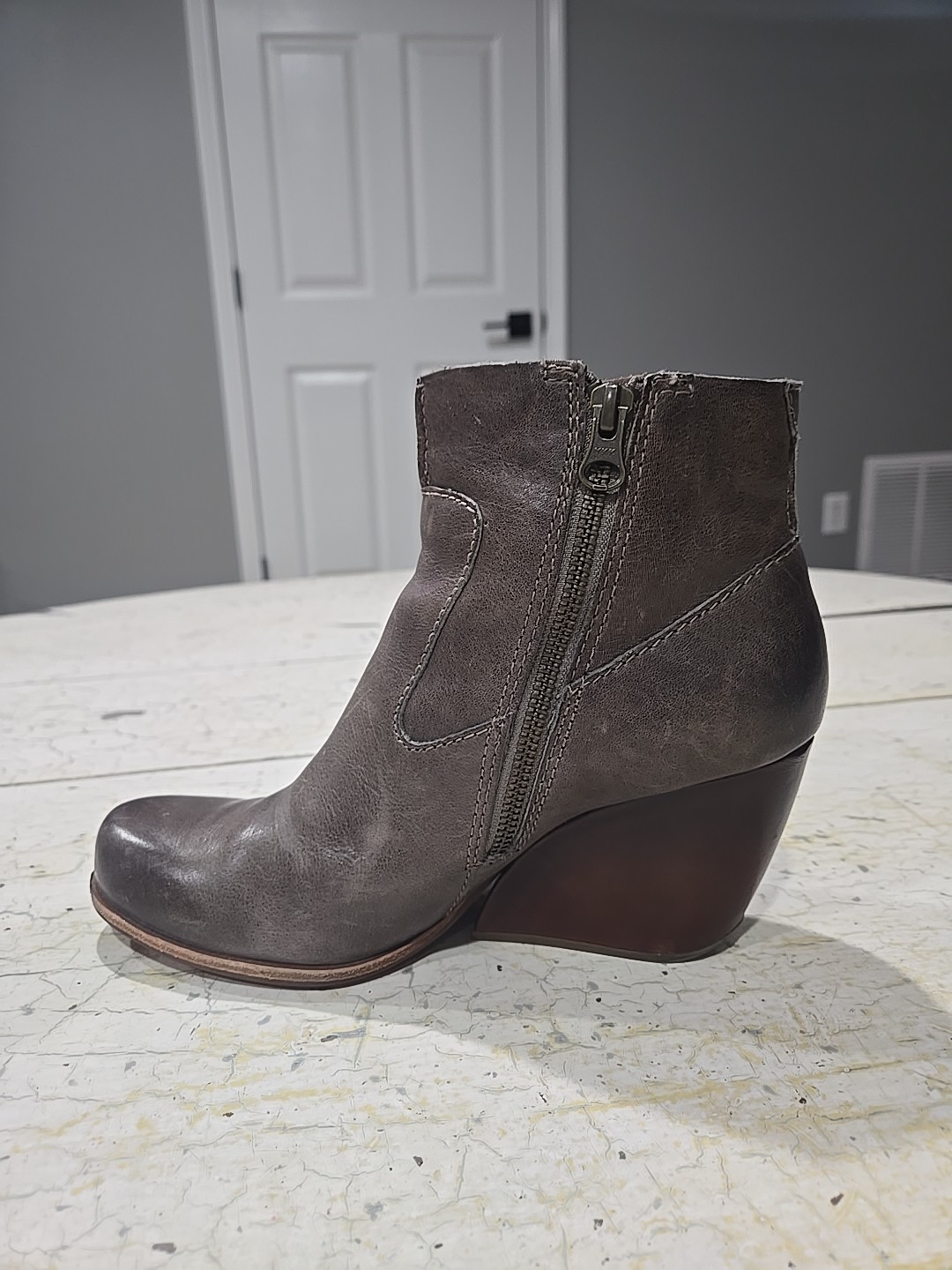 Kork Ease Michelle Boots K27760 Brown Wedge Booties Size 7.5 M