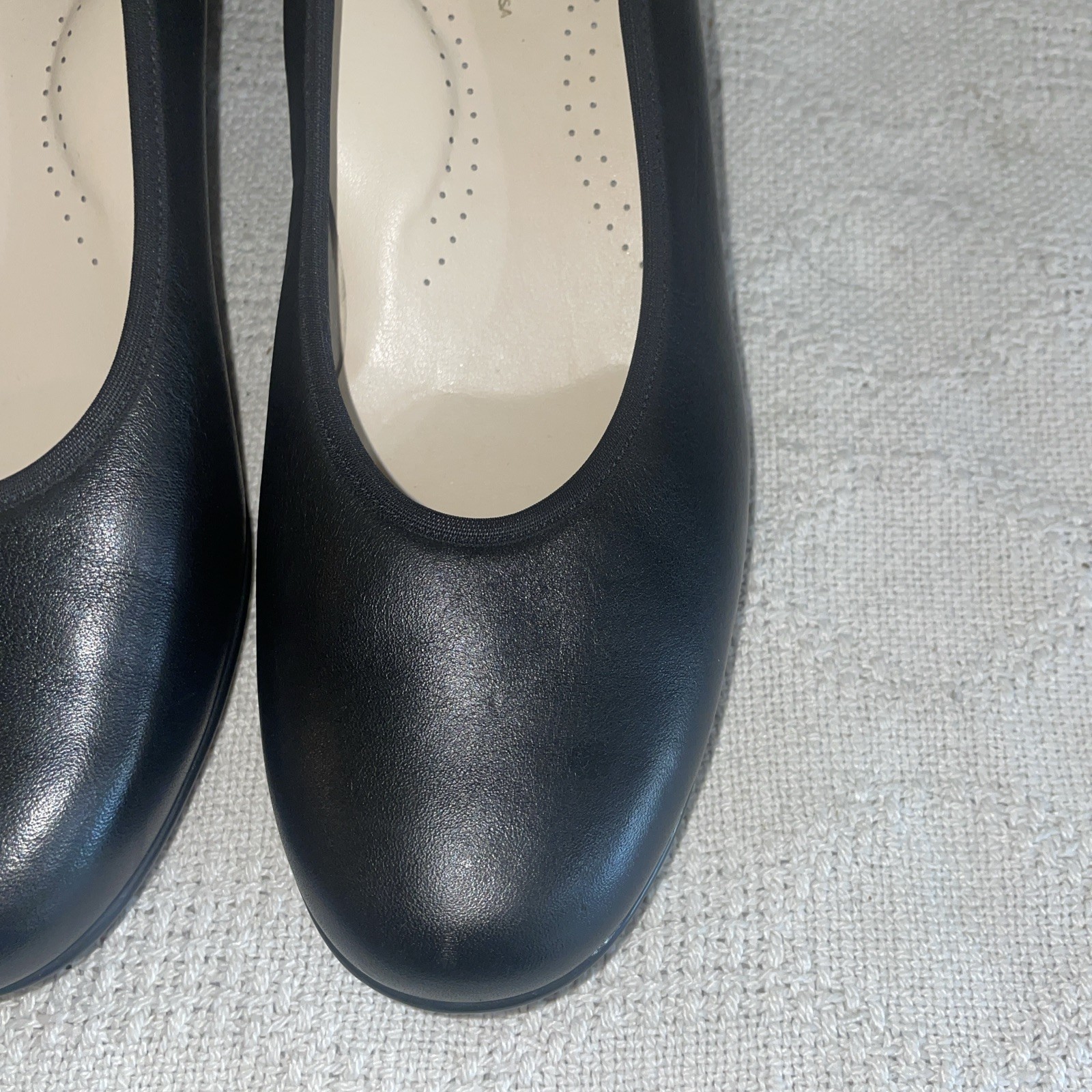 SAS Women’s Dressy Pumps Size 8.5 W Black Leather Business Formal City
