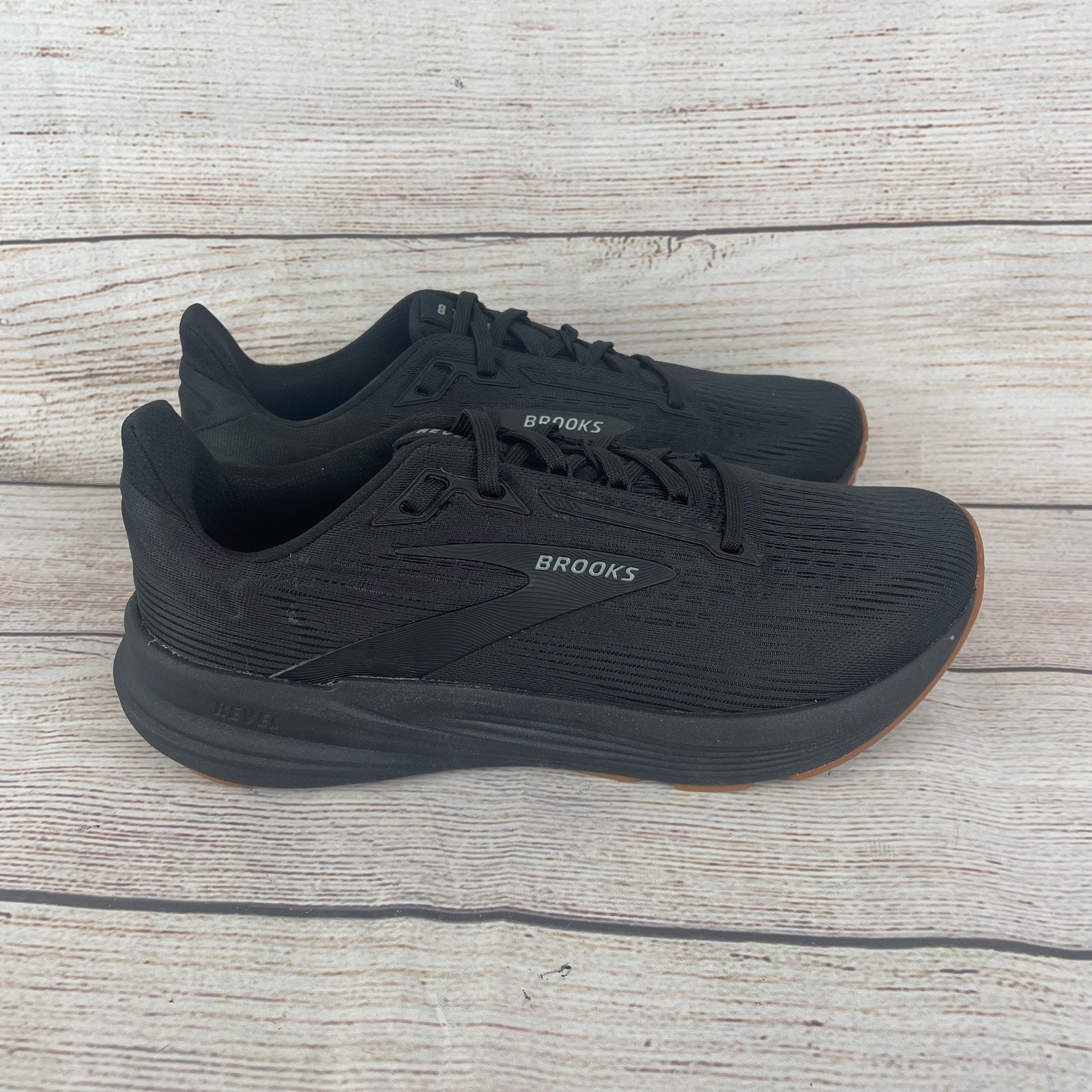 Brooks Revel 8 Womens Sz 9B Running Shoes Black All Black
