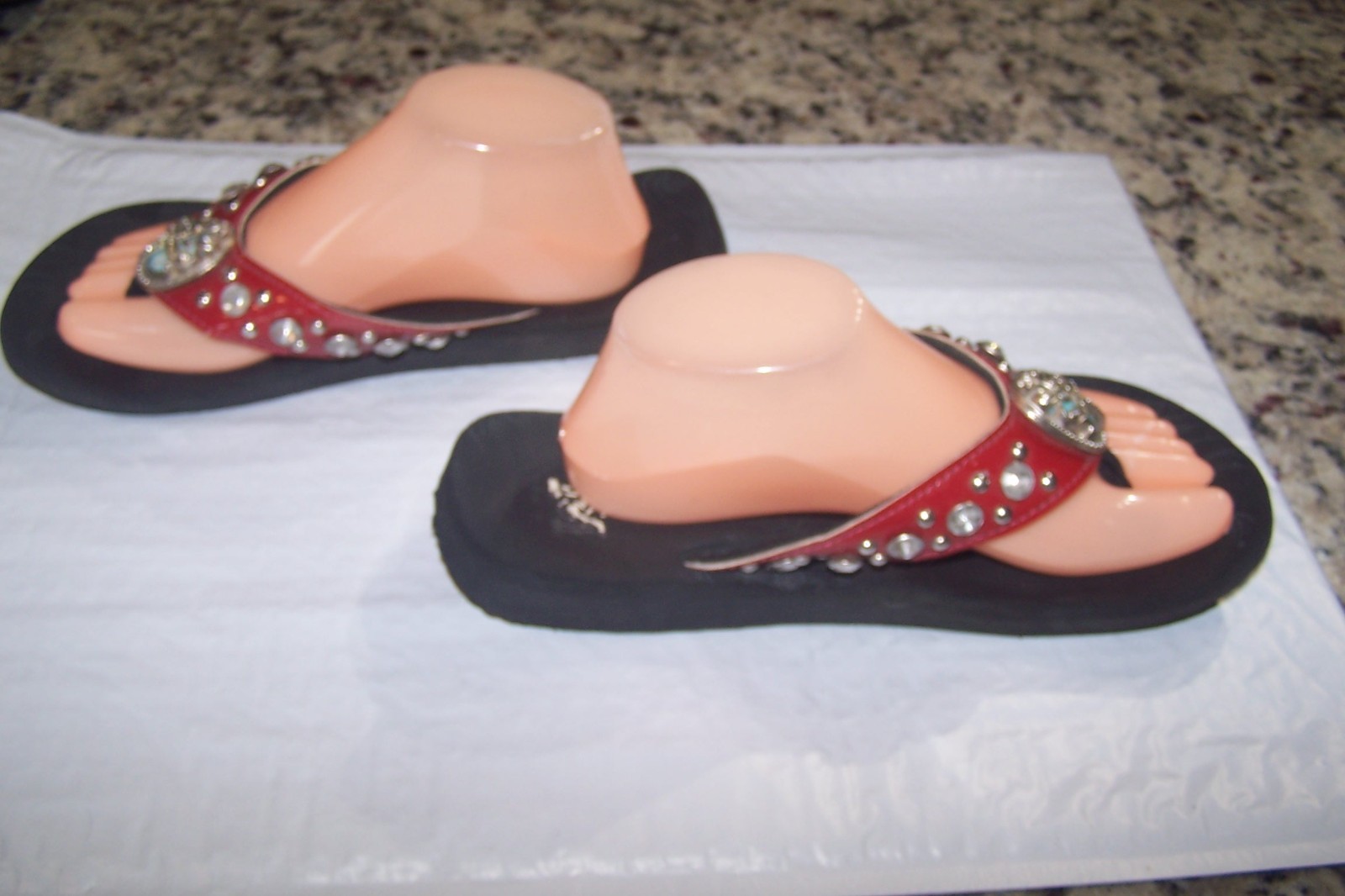 Women’s Size 10/11 RED Rhinestone Flip Flops Cross Western Bling