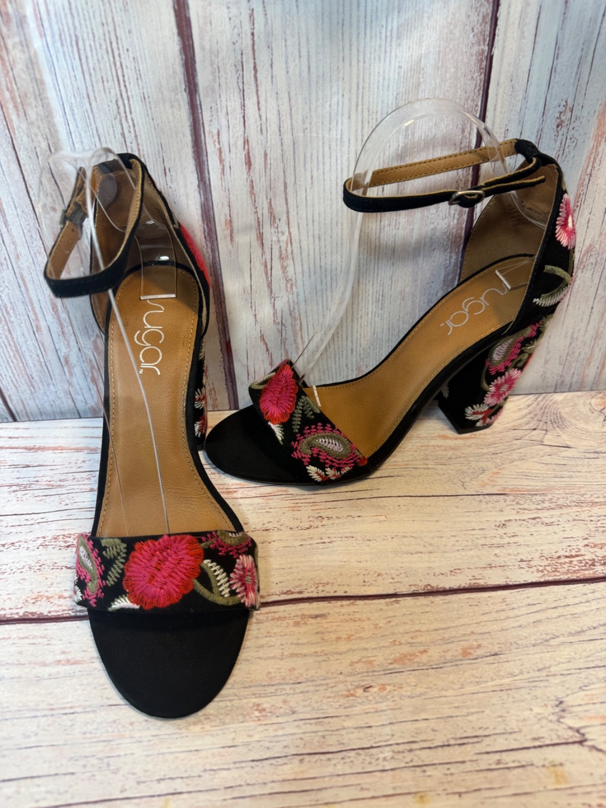 Sugar Slick Floral Embroidered Block Heel Sandals Women’s Black 8.5