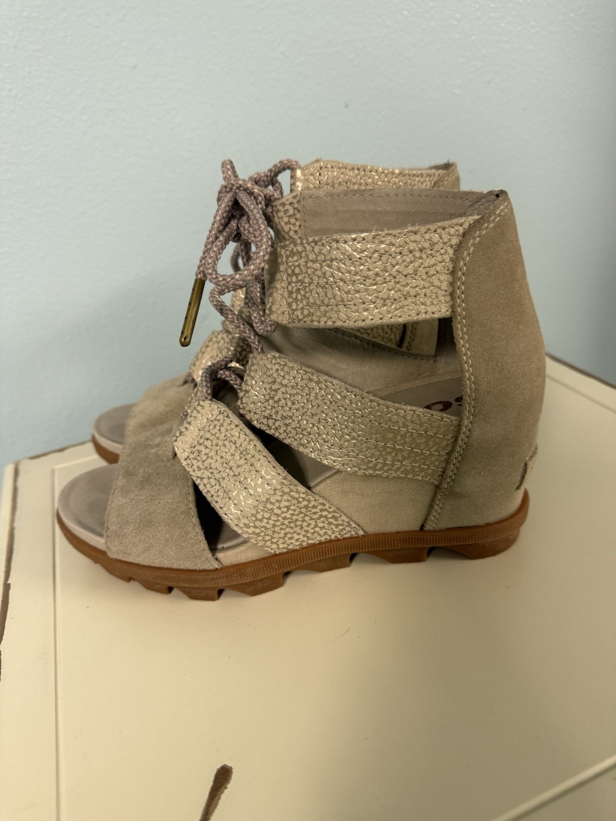 SOREL Women’s Beige Suede Strappy Lace-Up Flat Sandals Casual Travel US 7