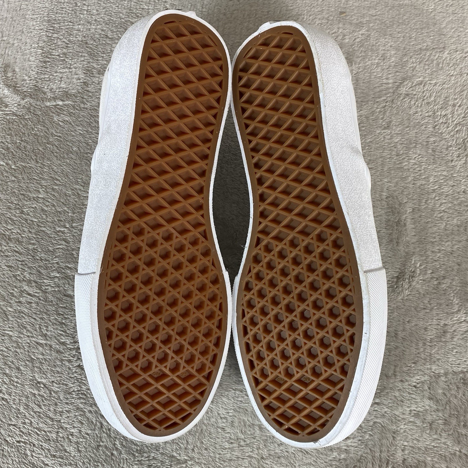 Vans Slip-On Pro Shoes Men 5 Women 6.5 White Iridescent Skate Sneakers NEW