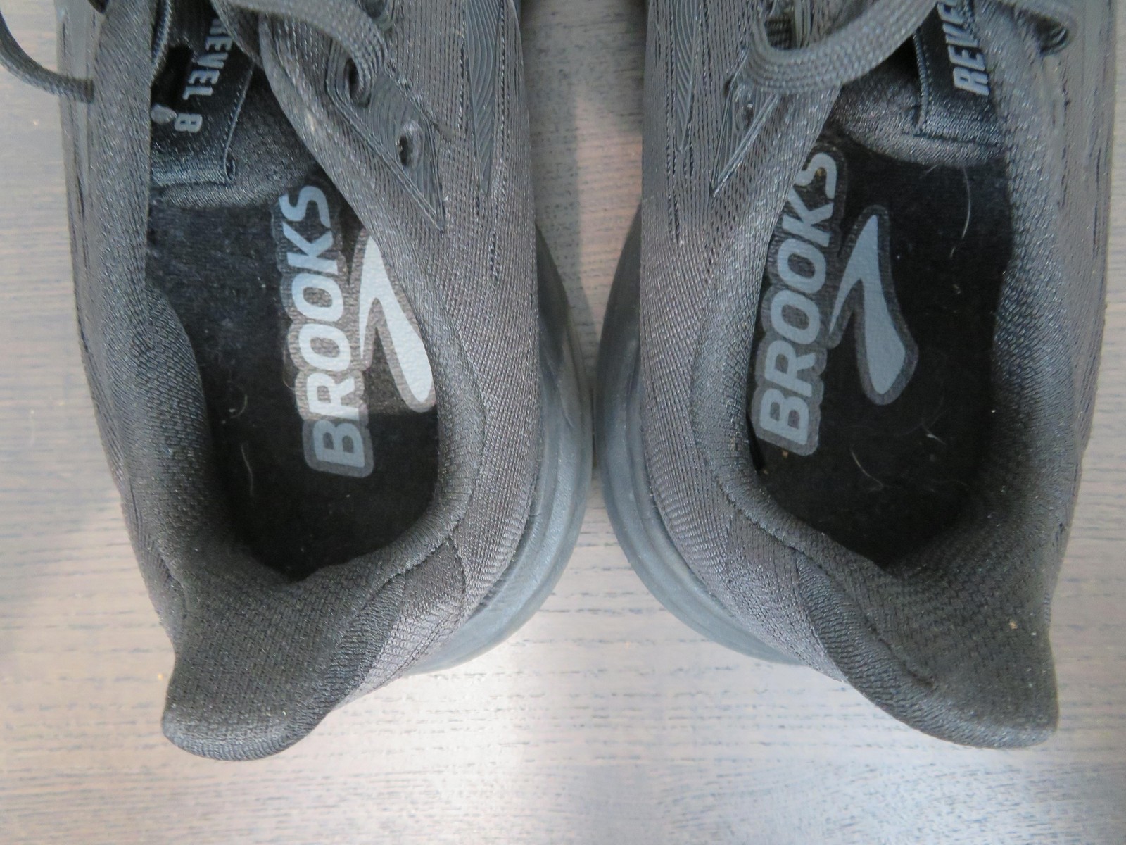 Brooks Revel 8 Shoes Womens 7 Black Running Sneakers Road Gym 1204561B072