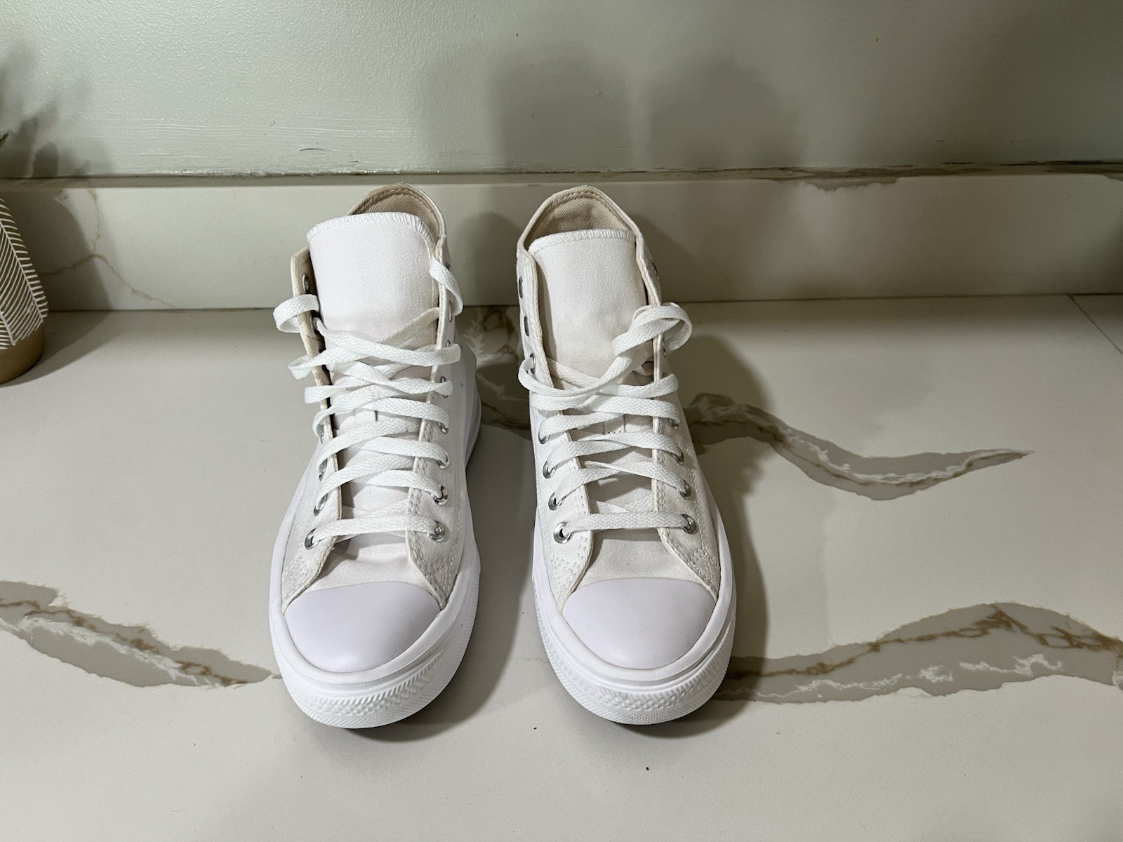 Converse Chuck Taylor All Star Women’s Platform High Top Sneakers White size 9