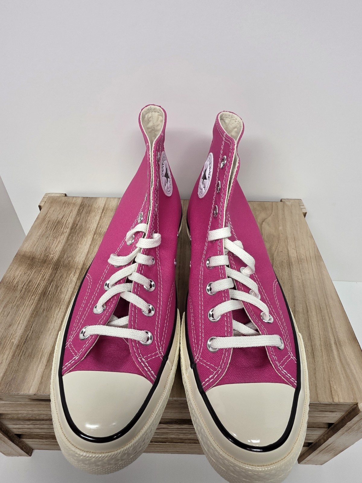Converse Chuck 70 High Top Canvas Sneakers ‘Pink’ – 10 Women /8 Men A08184C 1046