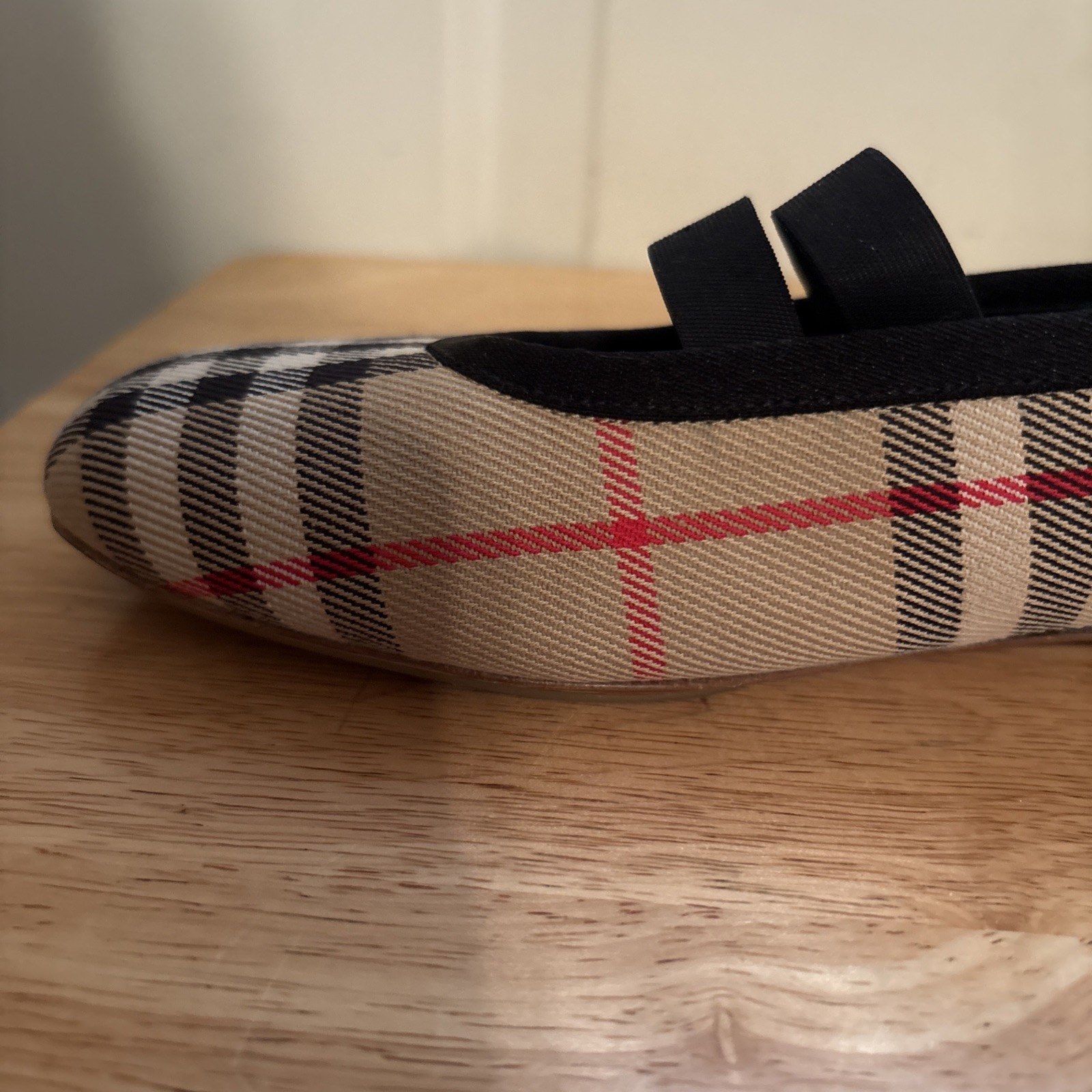 Burberry Women’s Flats Shoes Size EU 37 US 7 Ballet Nova Check