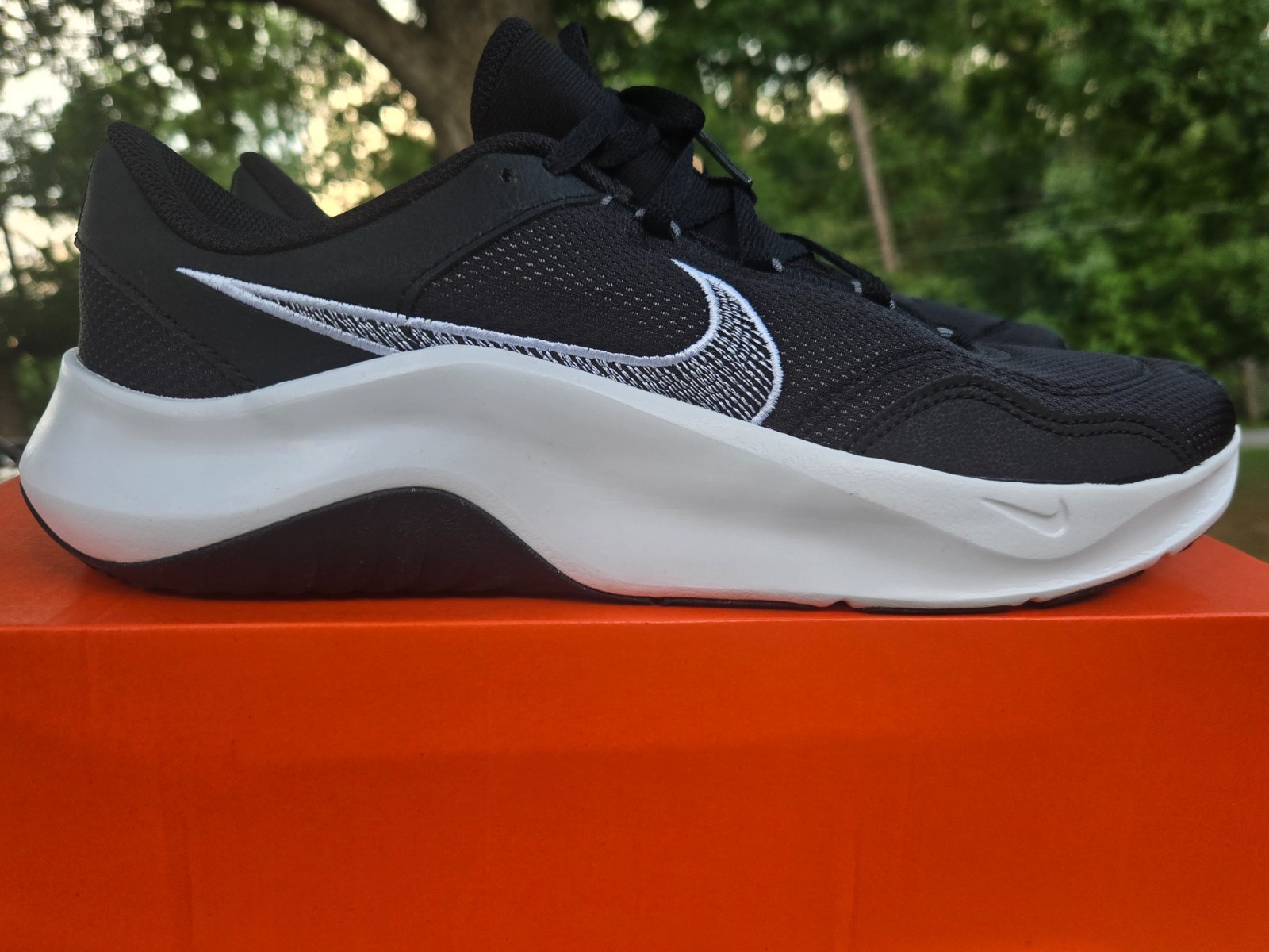 Nike Legend Essential 3 Next Nature Black Workout Shoes DM1119-001 Womens Size