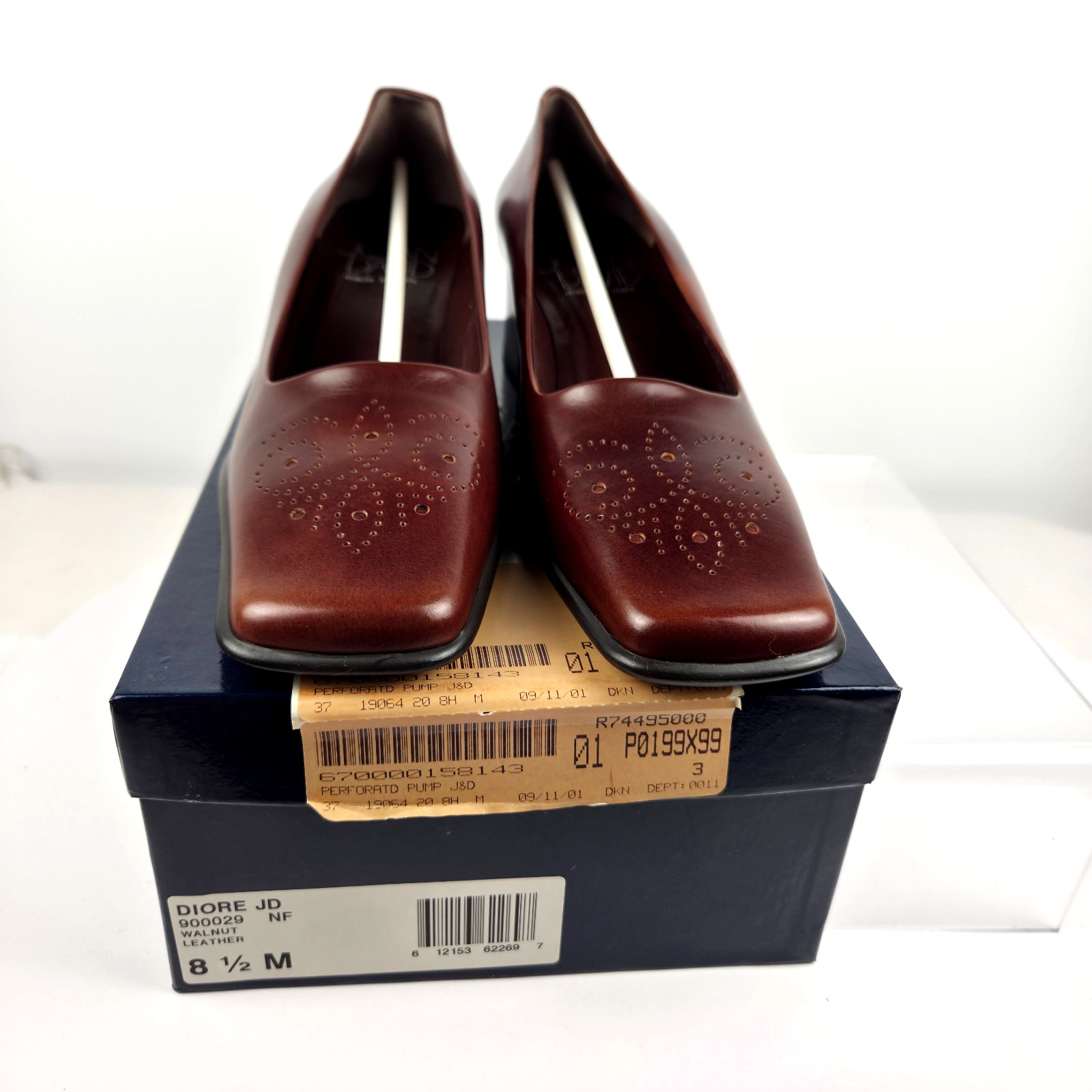 Joan & David Walnut Brown Leather Square Toe Block Heel Pumps 8.5M Italy VTG NOS