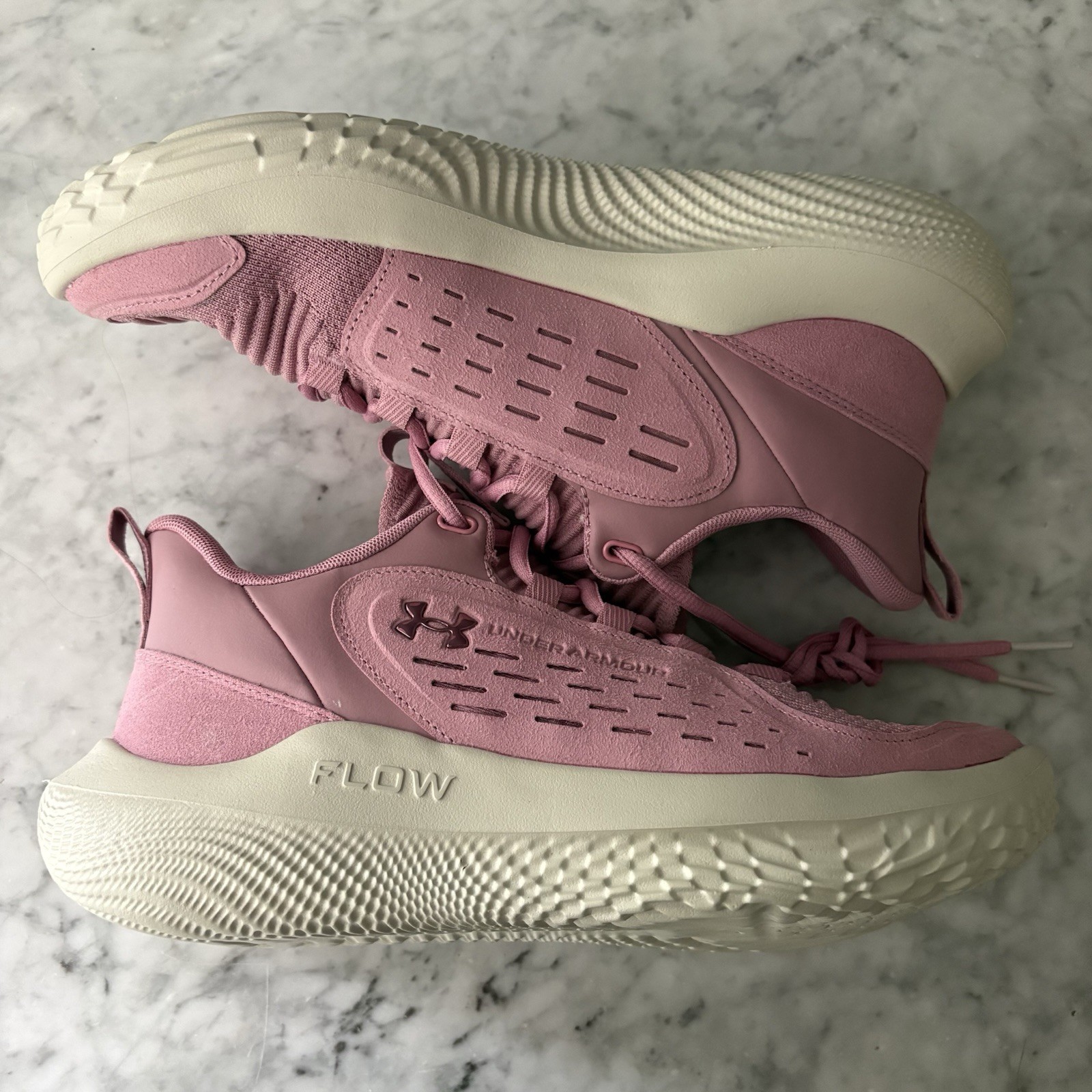 Under Armour Flow Breakthru 5 Lux Basketball Shoes Pink Rose Gold Size 11 NWOB