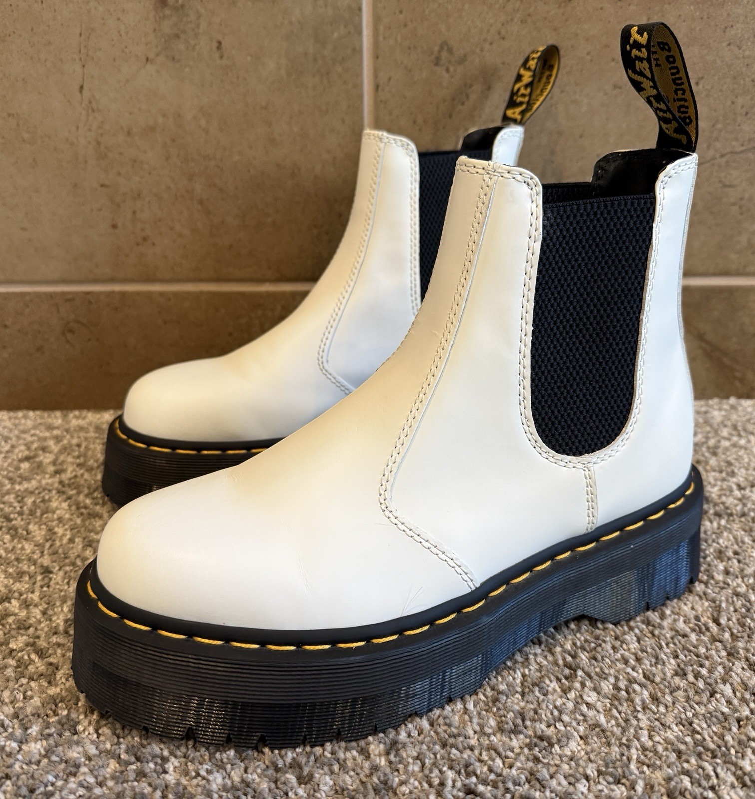 Doc Dr Martens 2976 Quad Platform White Leather Chelsea Boots Women Size 9 EU 41