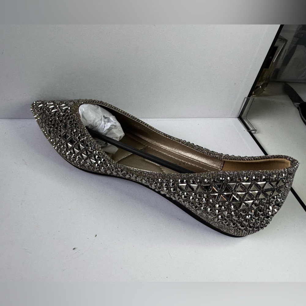 Embellished Rhinestone Pointed Toe Flats Silver Sparkly Dress Shoes Size 7 new