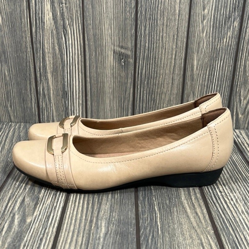 Clarks Collection Blanche Rosa Leather Women Slip On Flats Nude Ecru Sz 9.5 Mom