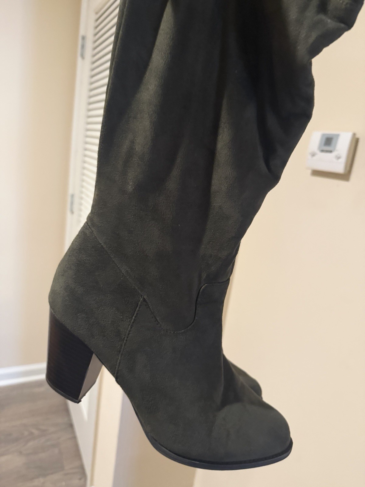 JustFab Women’s US 11 Black Suede Knee-High Studded Round Toe Block Heel Boots