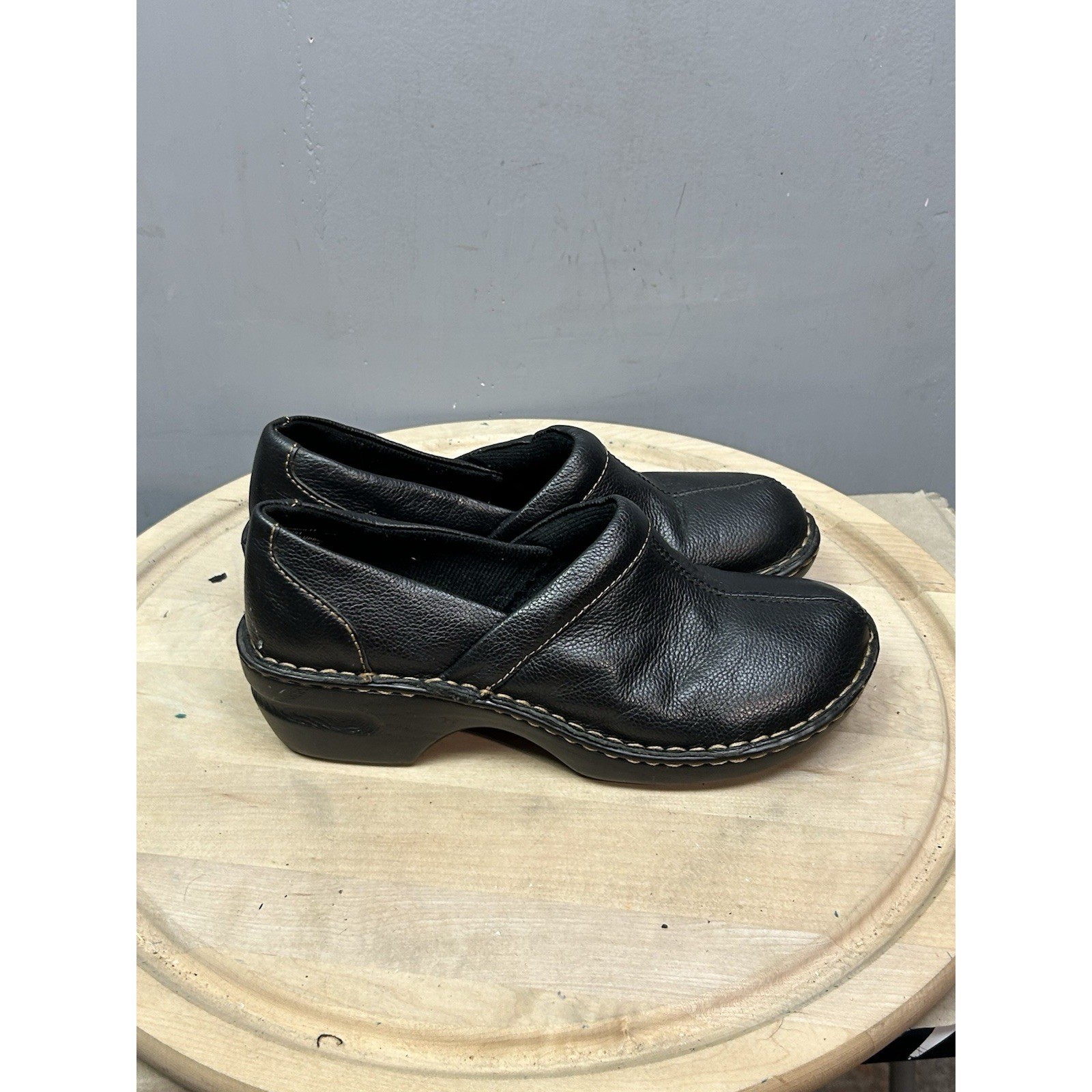 Magellan Outdoors Liesel Black Leather Shoes Womens Size 11 Clogs 152951