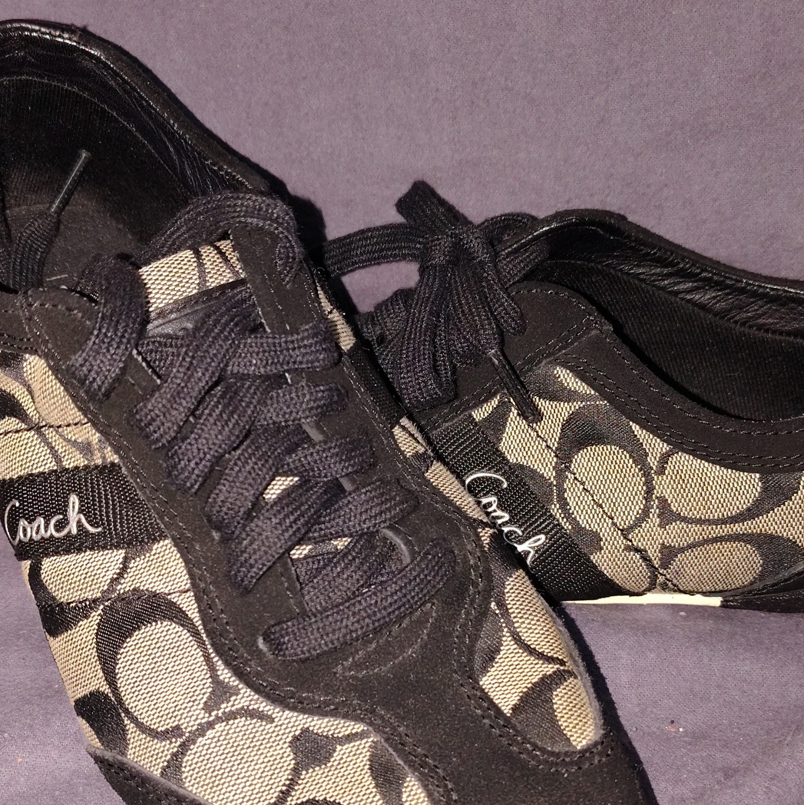 Coach Baylee Signature Logo Lace-Up Low Top Sneakers Black Beige Women’s 8M