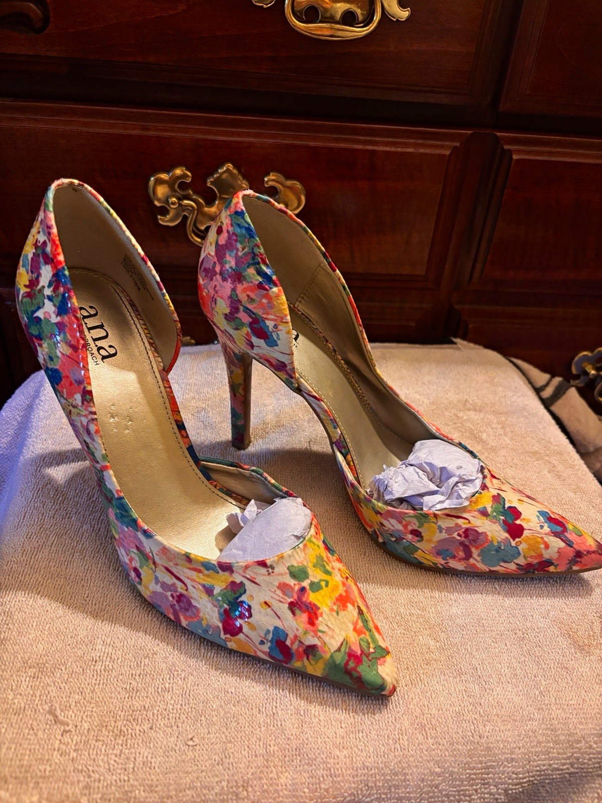 a.n.a Multicolor Floral Printed Leather Pointed Toe Slip-On Pumps Sz 8