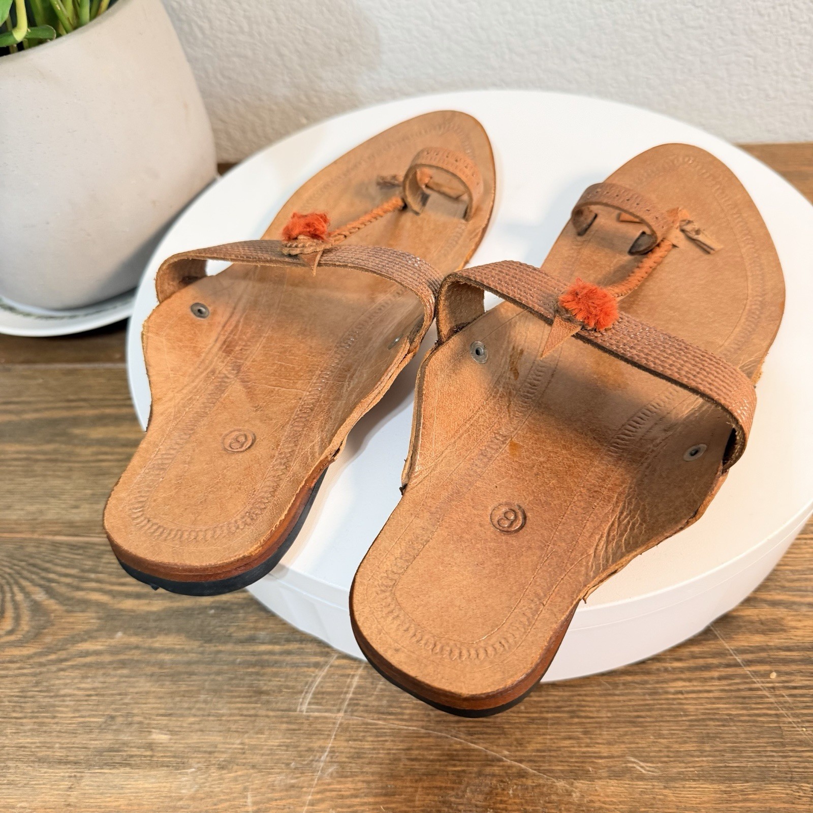 100% Leather Kolapuri Classy Unisex Sandals Sz:8 Hand Made/Stitched In Pakistan