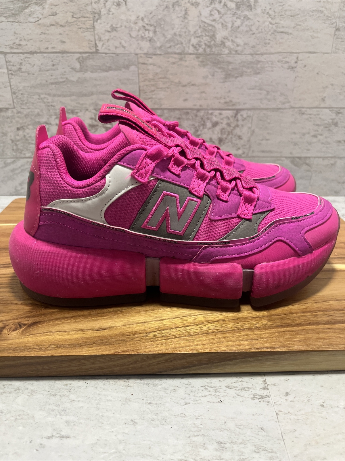 New Balance Vision Racer x Jaden Smith Men 8 – Women 9.5 Pink – MINT
