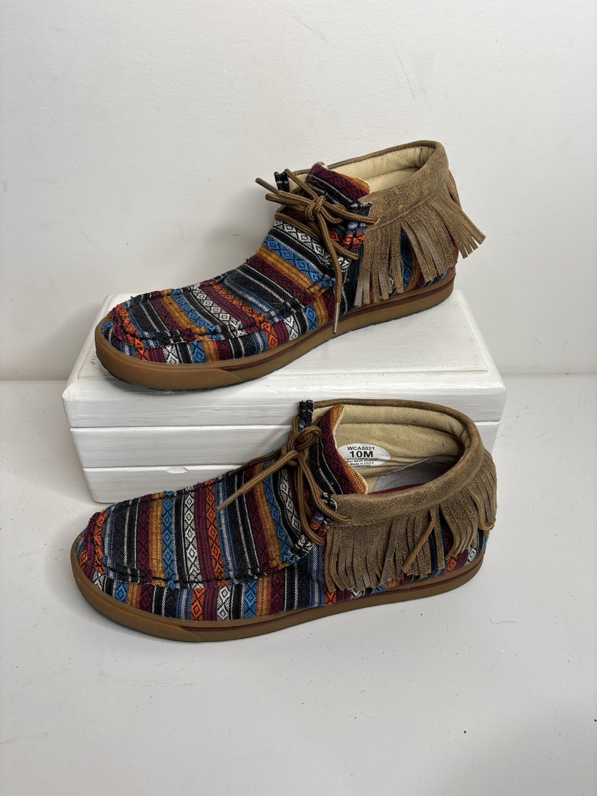 Twisted XShoes Women’s Leather Multicolor/Brown Striped Fringe Lace-Up Flats 10M