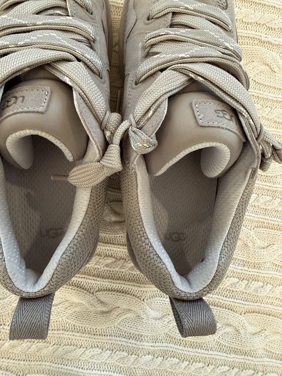 UGG Lo Lowmel Gray Suede Mesh Sneakers Womens size 11 NEW