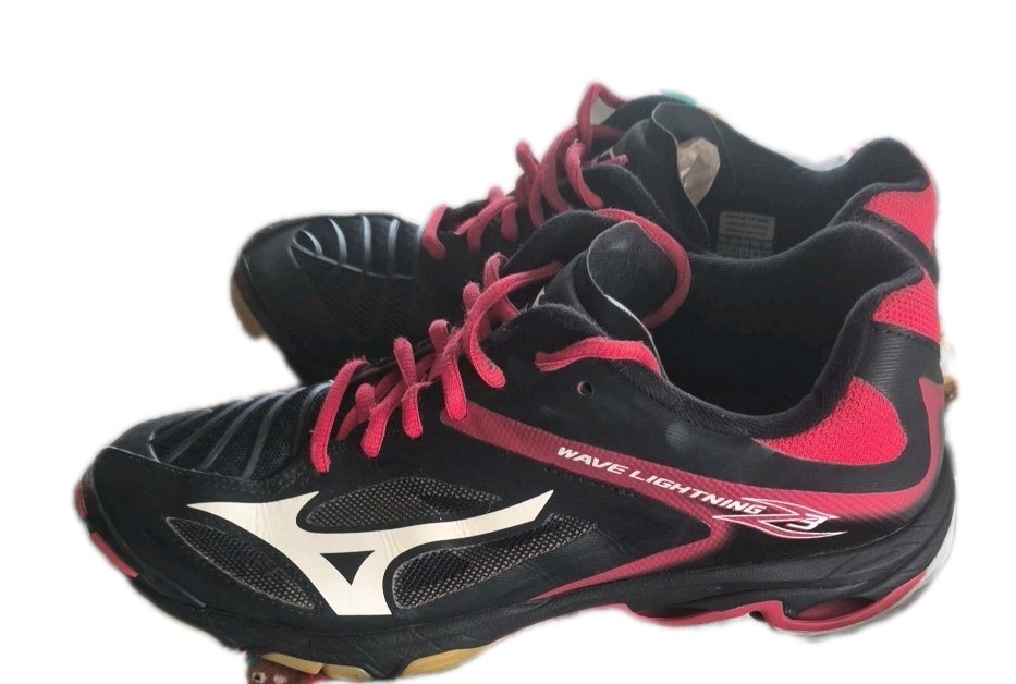 Mizuno Wave Lightning Women’s Size 10