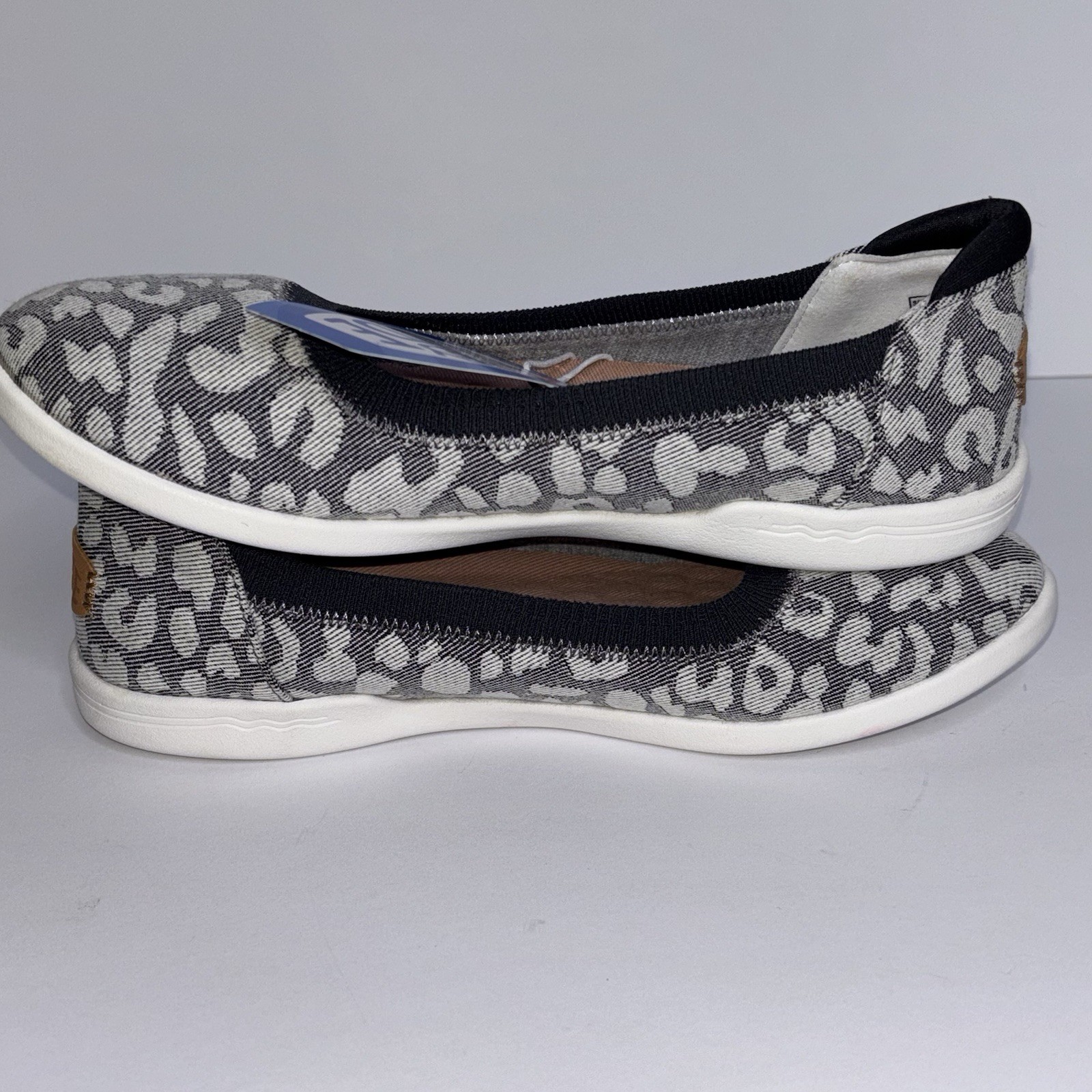 Hey Dude Savannah Classic Slip On Leopard Ballet Flats Animal Print Size 7