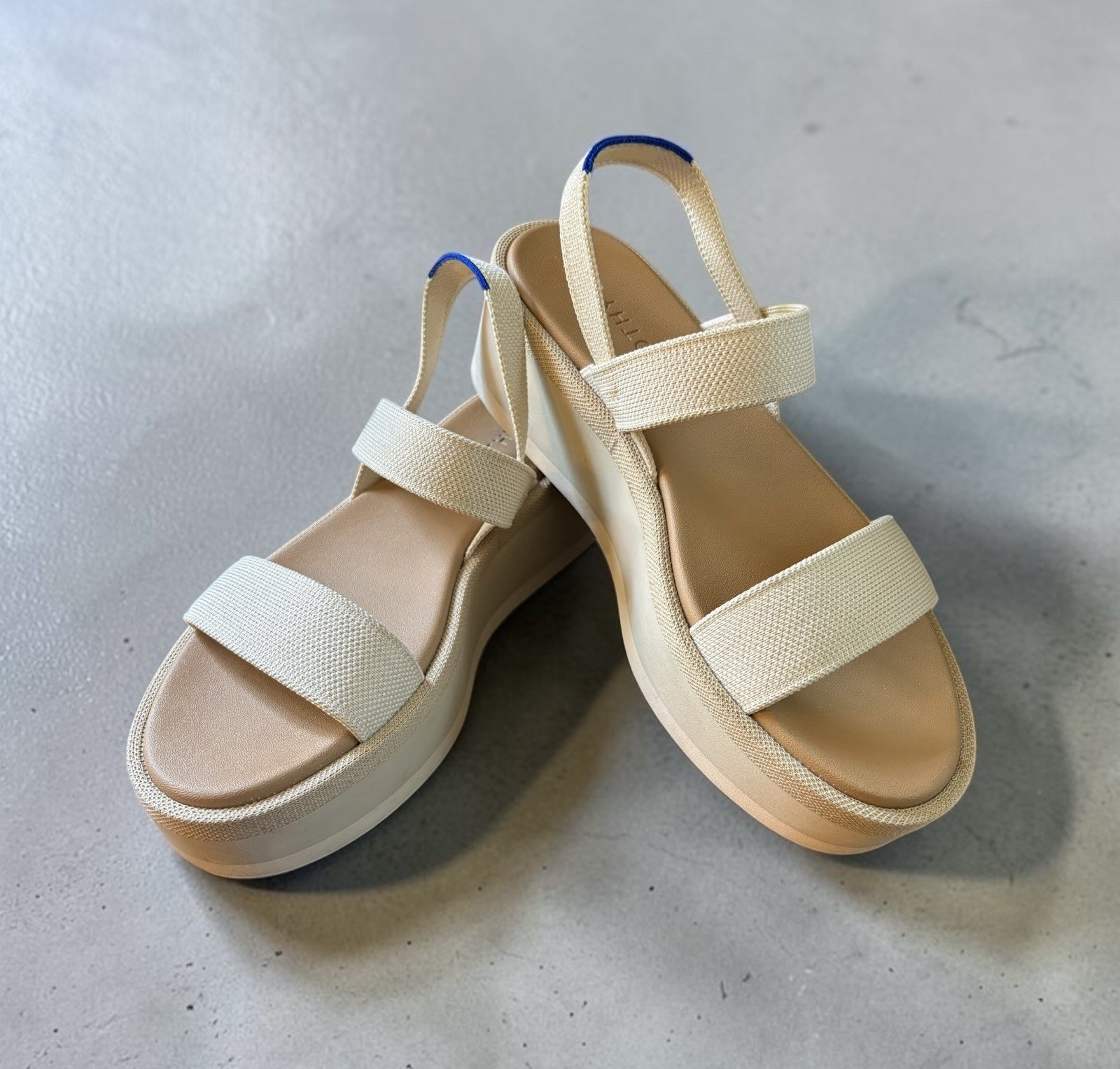 ROTHY’s PLATFORM SANDAL Cream SIZE 8.5 Comfortable Fabric Lightweight Heel 2.5in
