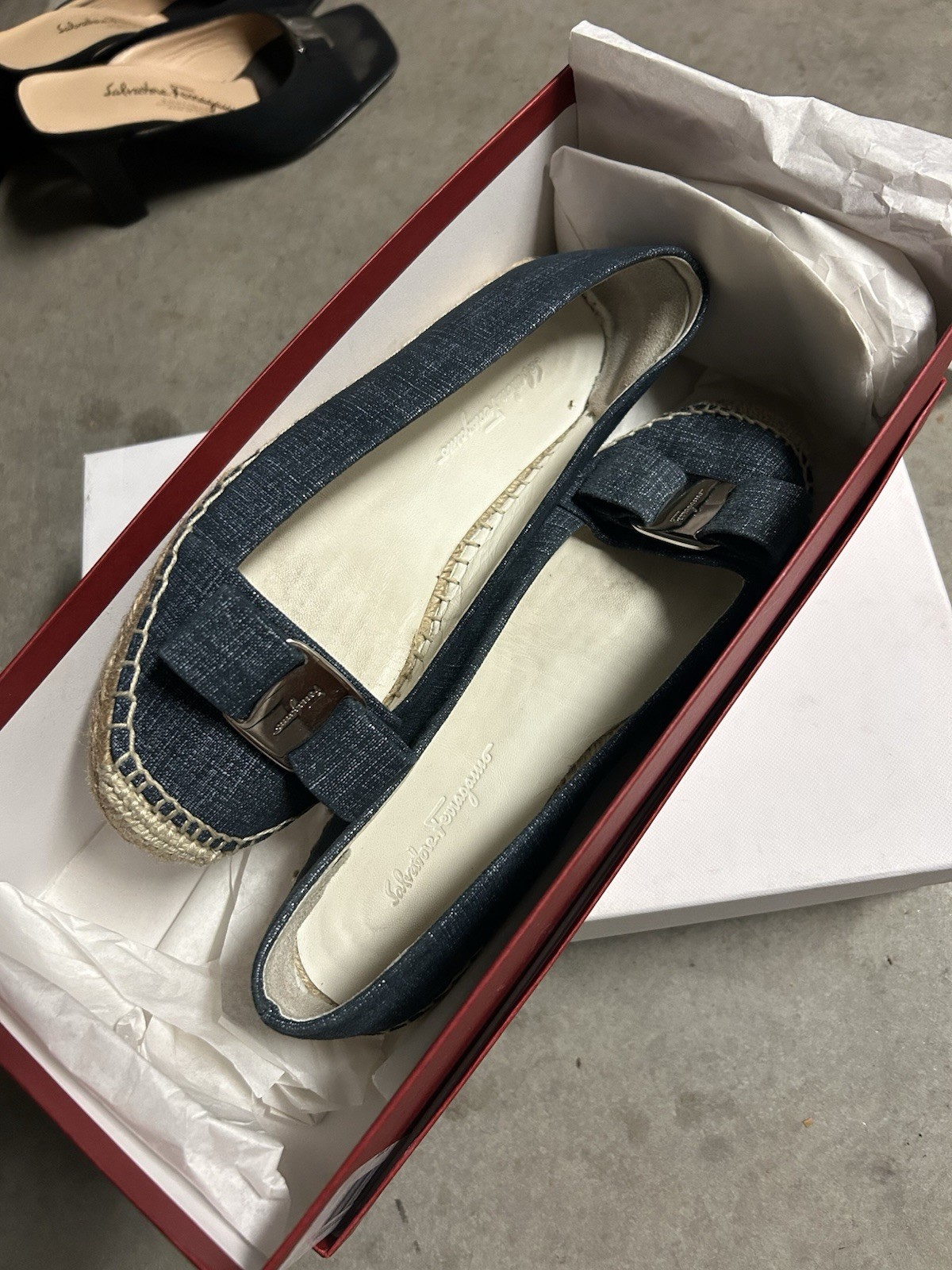 Ferragamo Blue Mandy Espadrilles Silver Logo Plate Preowned Authentic Sz 8M