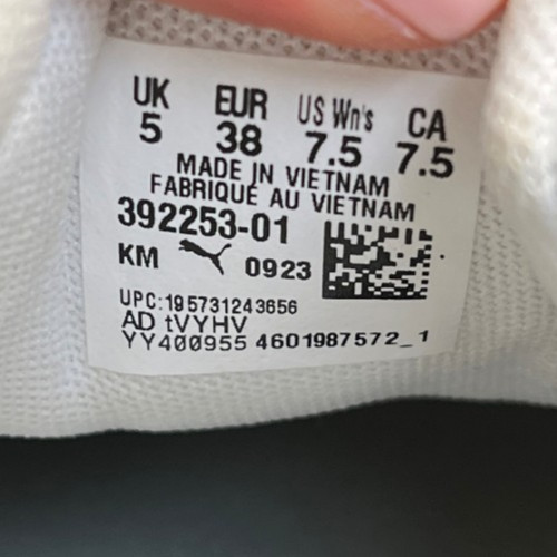 Puma Smash Platform V3 Reptile Womens Size 7.5 White Athletic Shoes Sneakers