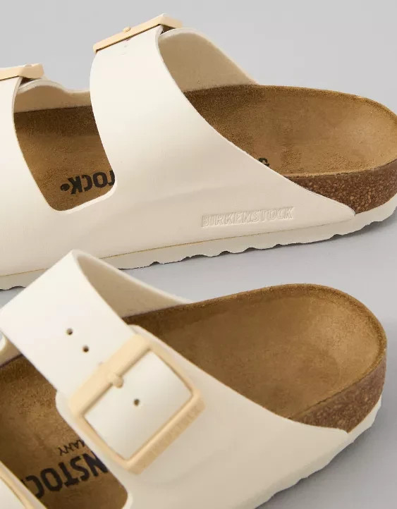 Birkenstock Women’s Arizona Sandal, Cream