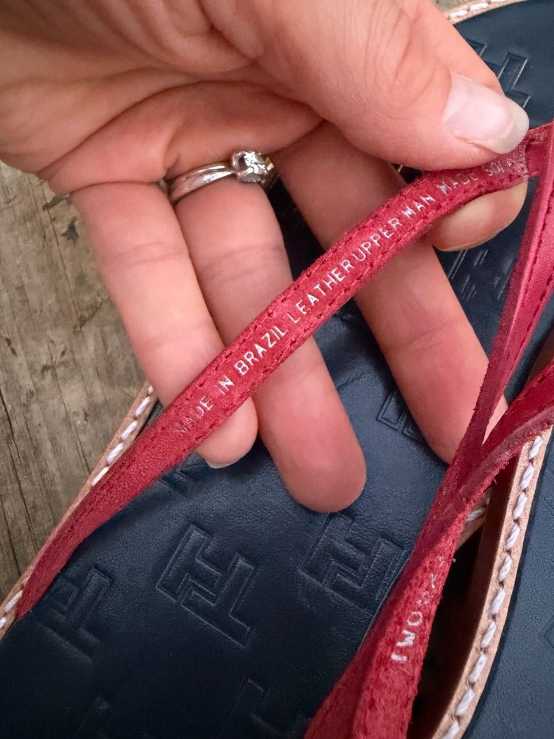 Tommy Hilfiger Women’s Red Leather Thong Sandals with Logo Monogram Footbed