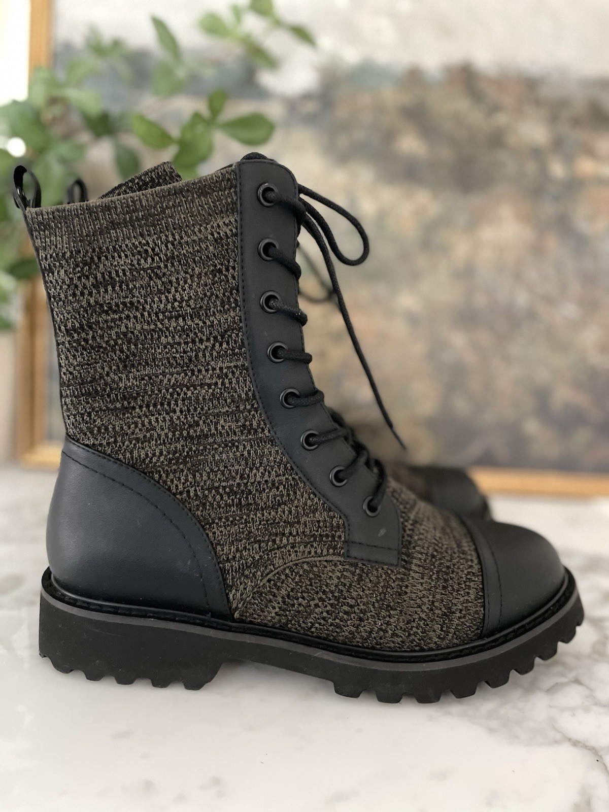 Vivaia Florence Chunky Combat Boots 39 Size 8 Green Black Water RPL