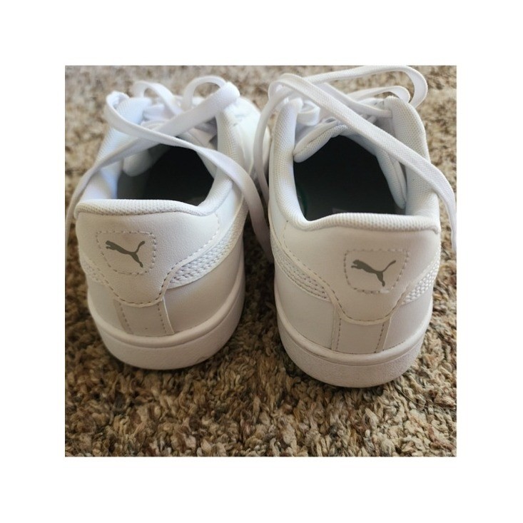 Puma Smash 3.0 Leather White Sneakers Women’s 5.5 / 4Y EUC