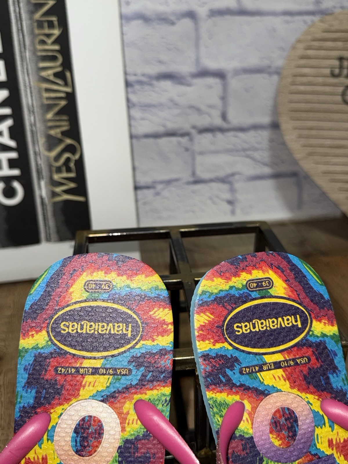 NEW Havaianas Slim Carnaval Flip Flops multicolor These appear new without tags