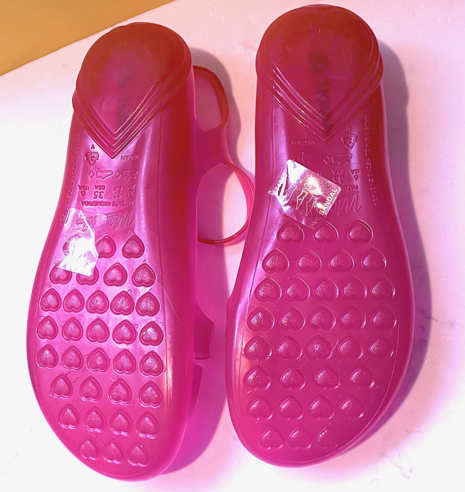 Melissa FUCHSIA PINK. Jelly SANDALS. Ankle Strap. WOMENS’ Size 6. New in Box