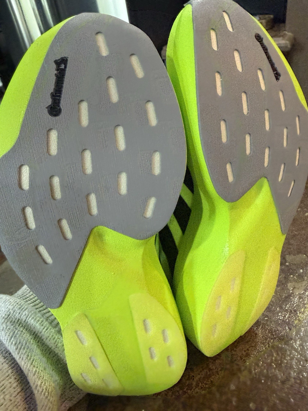 Adidas Women’s Evo SL Lucid Lemon Black Running Shoes Size 5