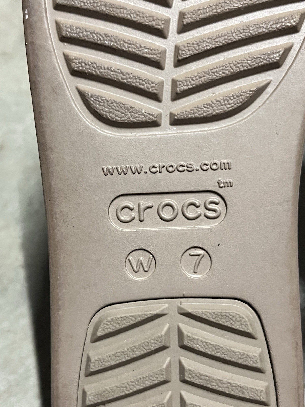 Crocs LiteRide Brooklyn Buckle Low Wedge platform Latte / Mushroom sandals sz. 7