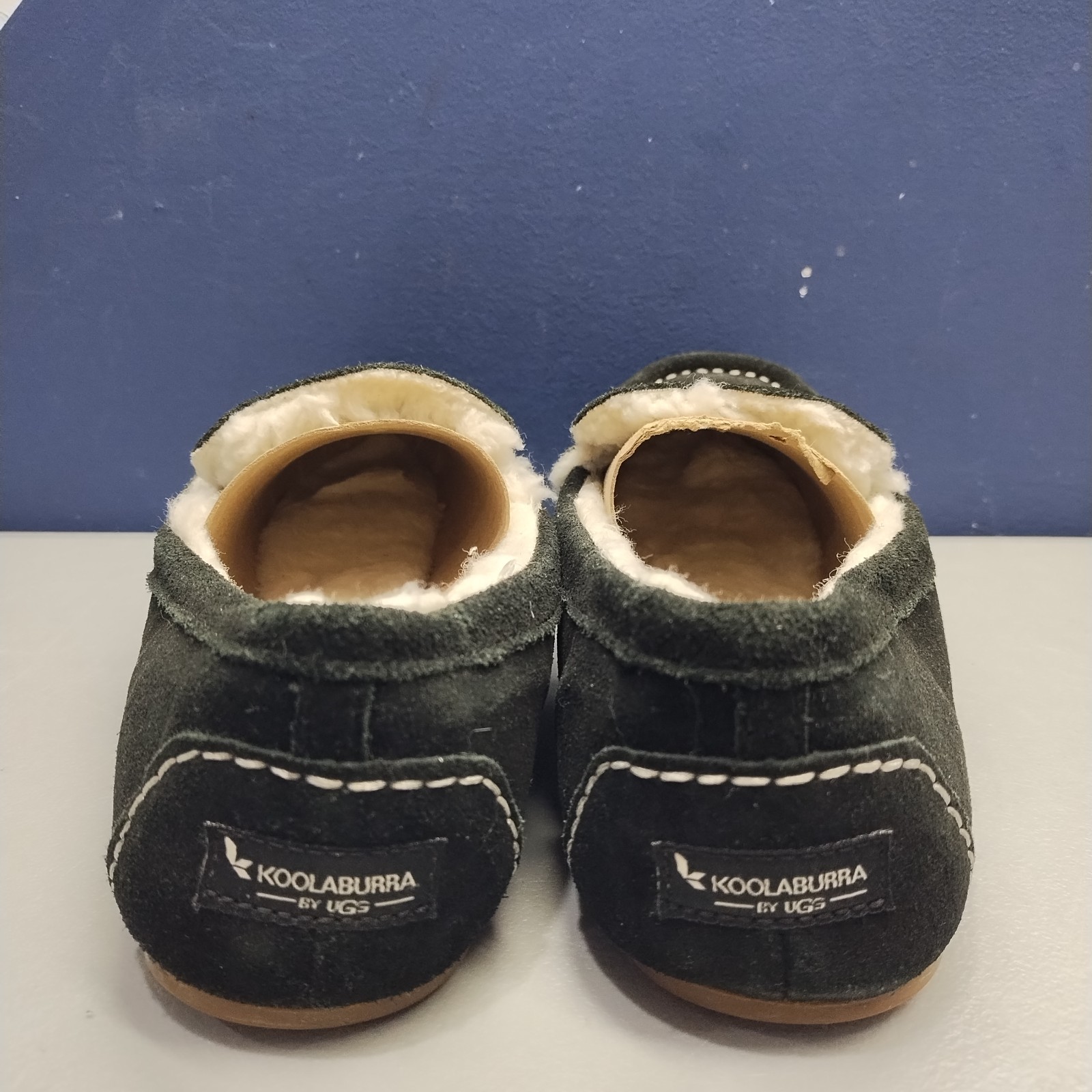 Koolaburra by UGG Lezly Slippers Womens 10W Black Faux Fur Lined Comfort Slip On