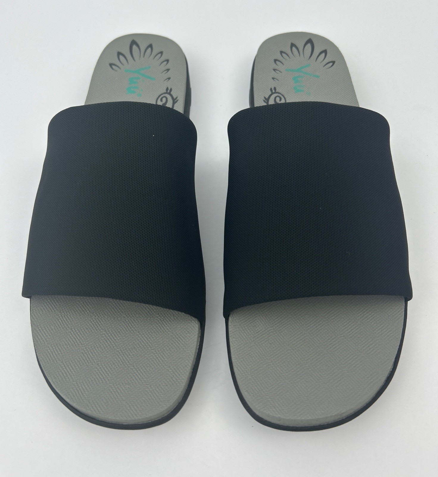Yuu Casie Women’s Black Slide On Sandals Sz. 11 W