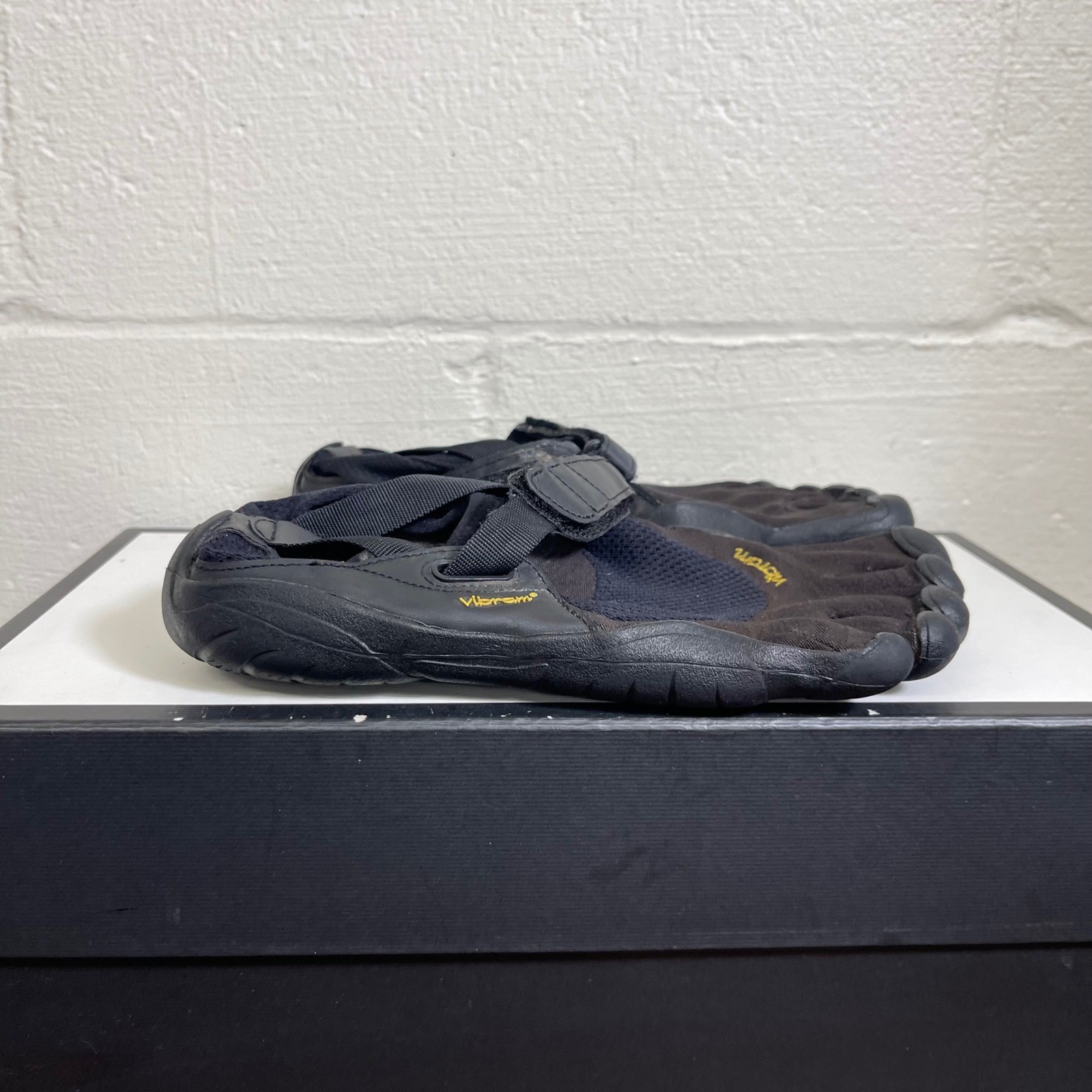 Vibram FiveFingers KSO Black Barefoot Running Shoes Women’s Size 38 EU/8 US