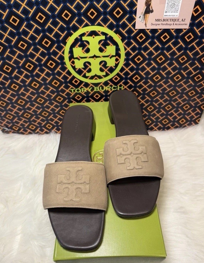 TORY BURCH EVERLY LOW HEEL/SANDALS W/LOGO;SZ 8