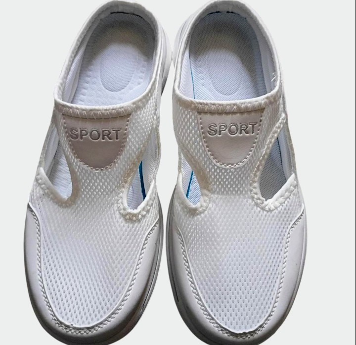 Athletic shoes open back White Size 7