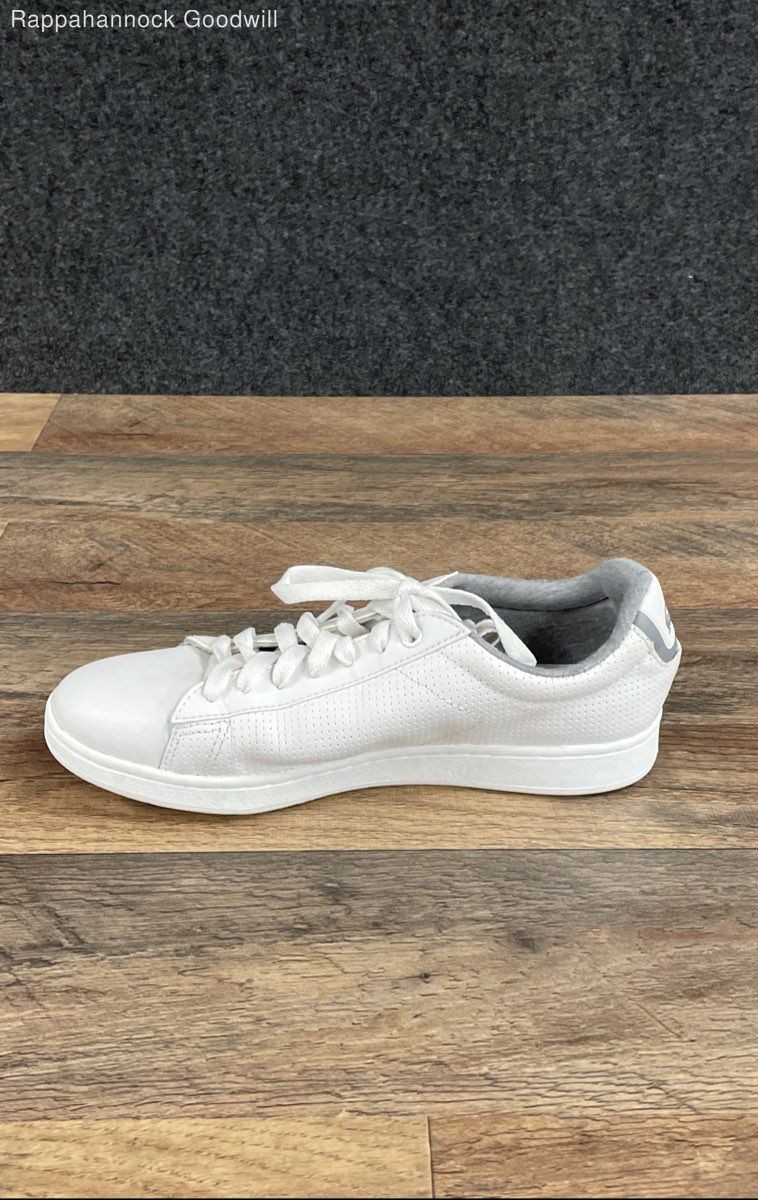 Lacoste Carnaby Evo White Perforated Low Top Sneakers Women’s Size 6.5