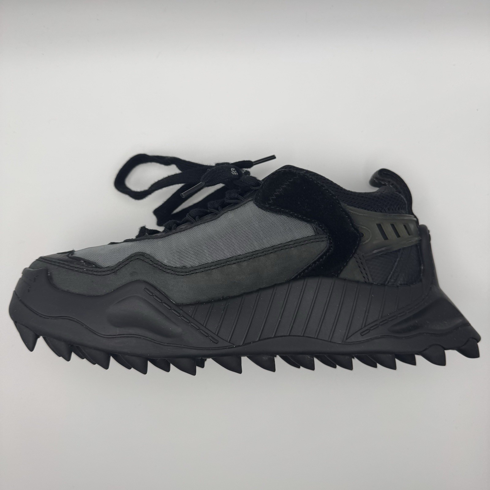 Off-White Odsy-1000 Women’s Size 6 Black Grey Designer Sneakers
