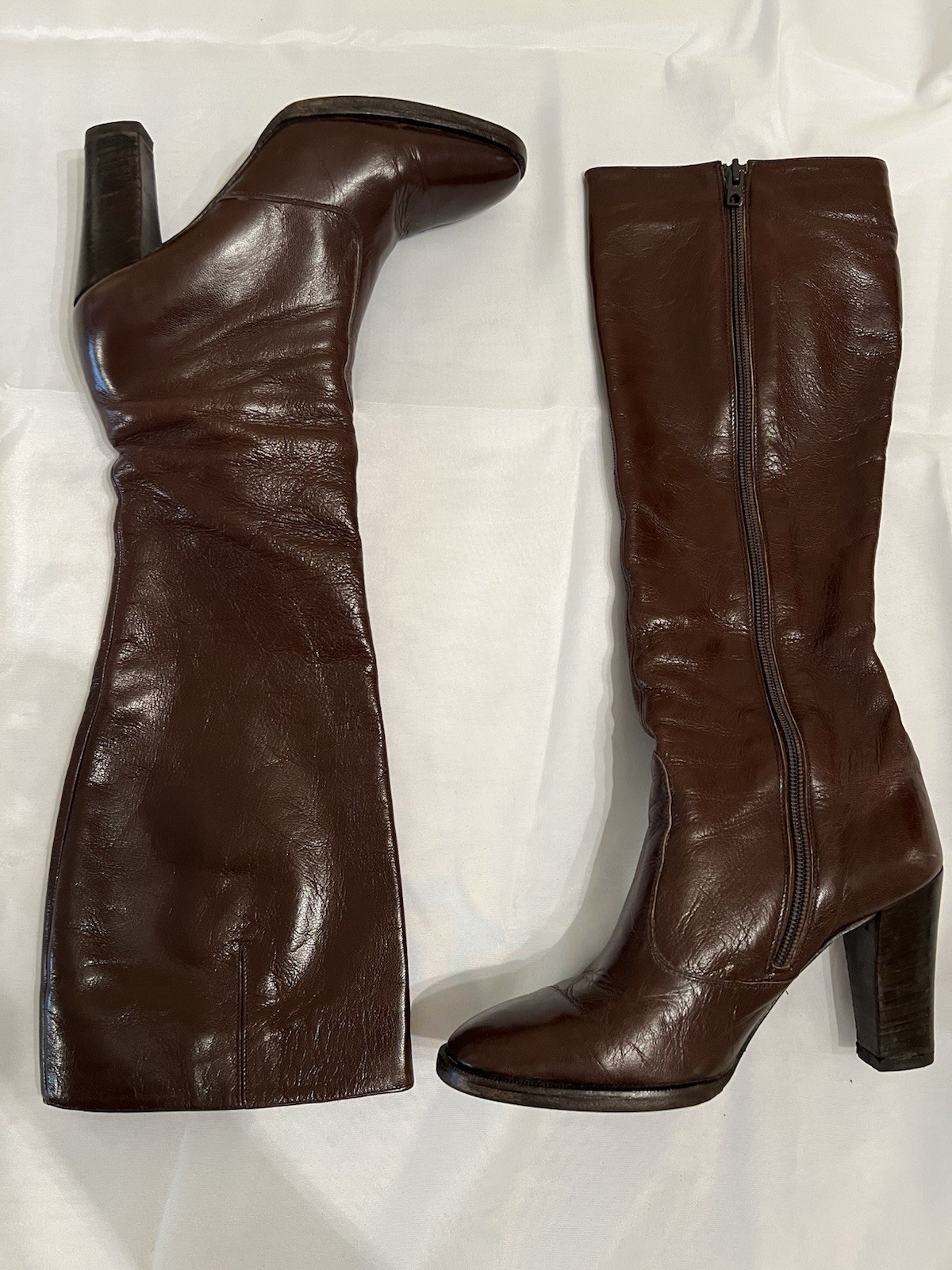 70s Vintage Halston Brown Leather Knee High Boots Womens 7M Block Heel Zip Italy