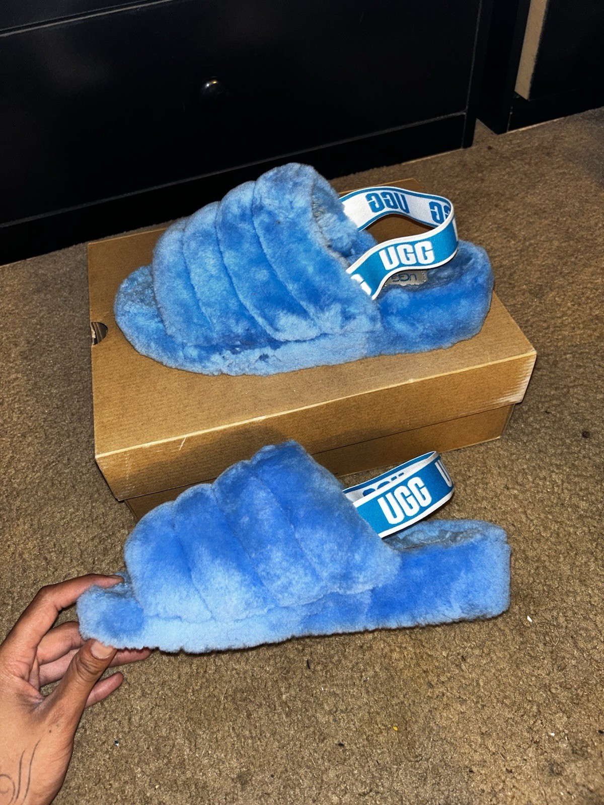 NEON BLUE FLUFF SLIDES *not available on UGG. $126 on StockX