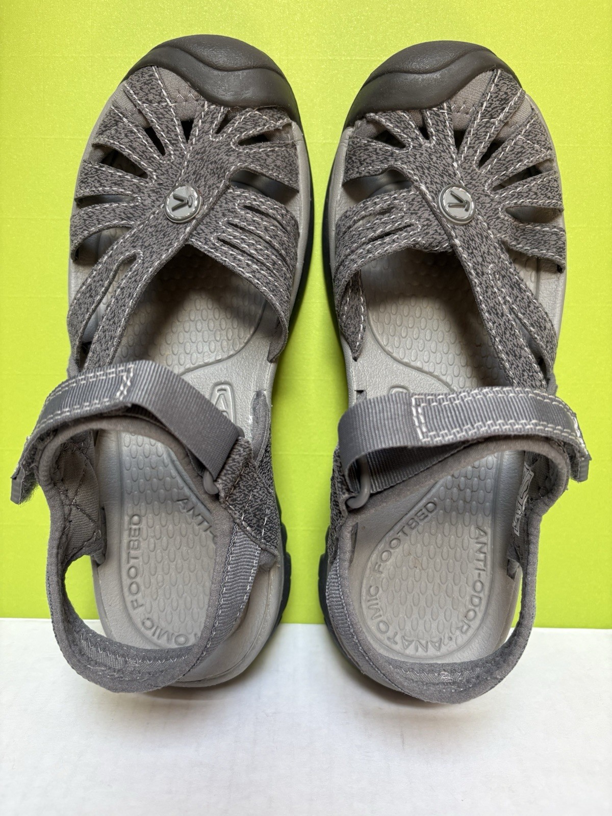 New KEEN ROSE Sandal Women’s Sz 6 Hiking Quick Dry Anti-odor Gargoyle/Raven Grey